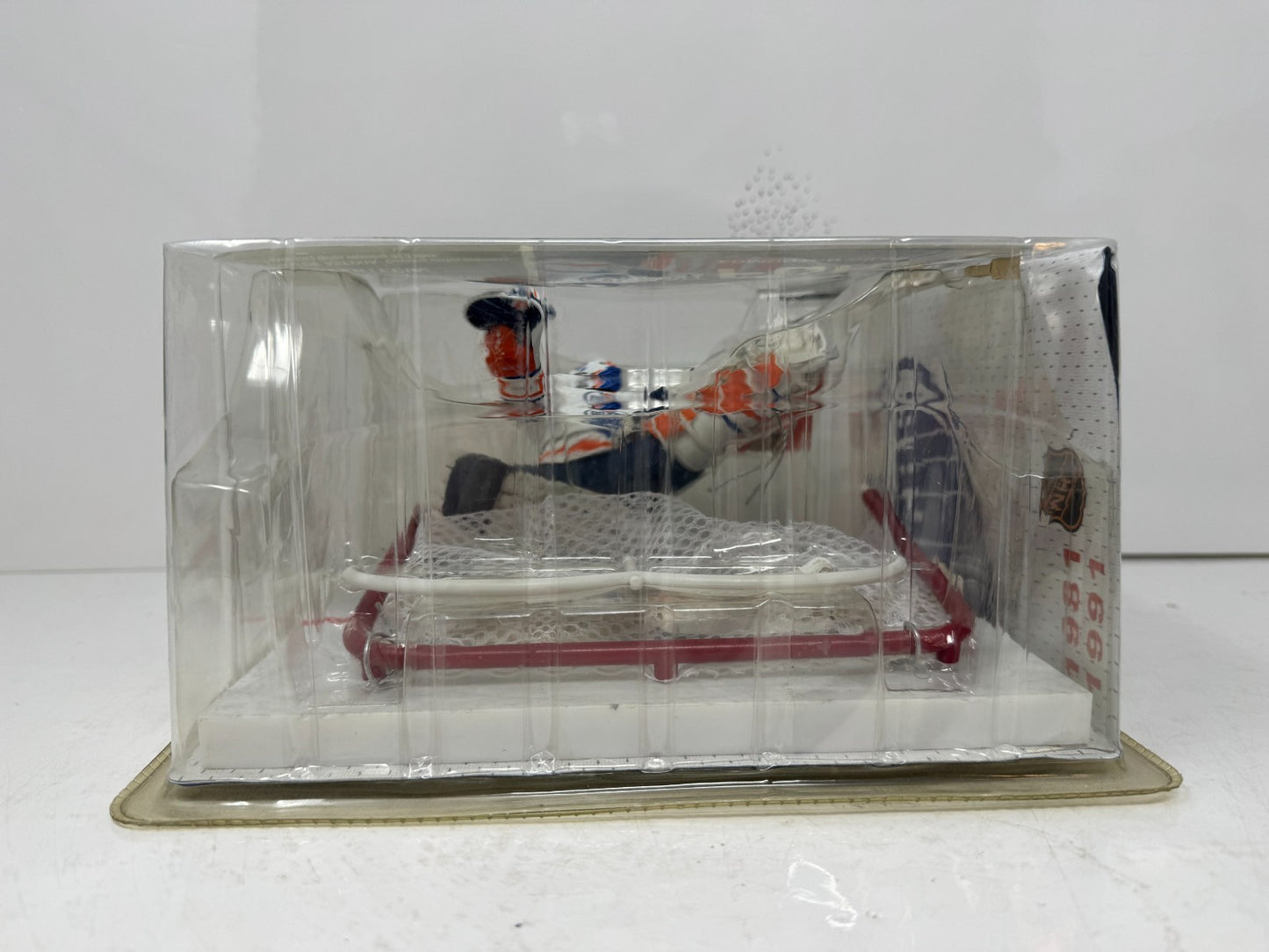 McFarlane NHL Grant Fuhr Edmonton Oilers Legends Series 2 Figure