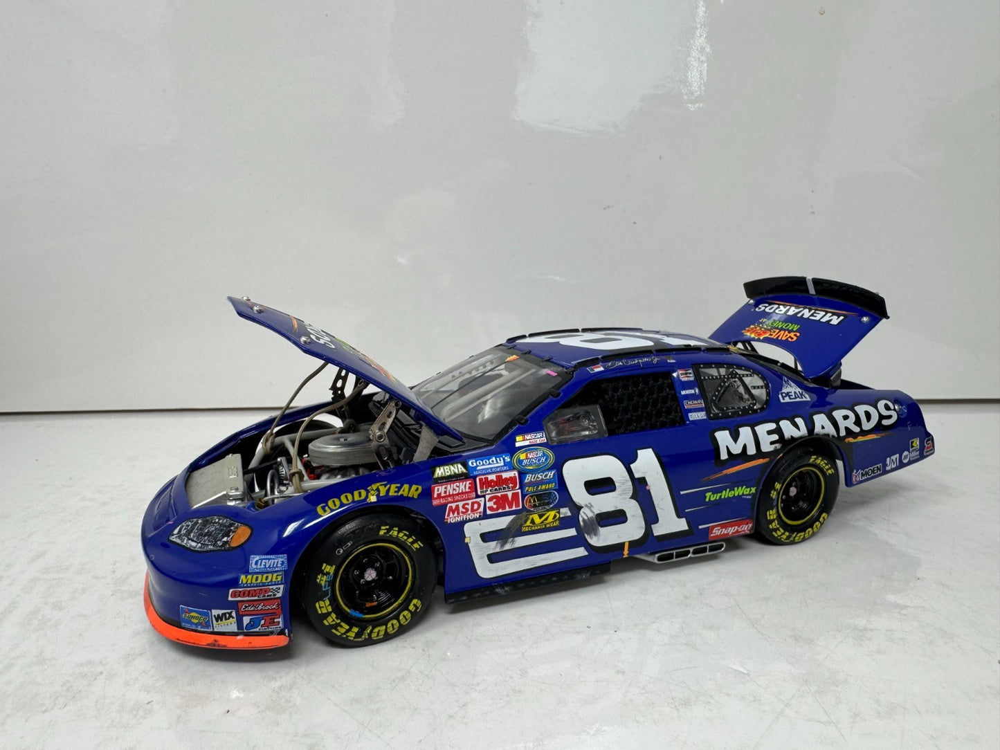 Action Nascar Elite #81 Dale Earnhardt Jr. Menards Bristol Raced 1:24 Diecast