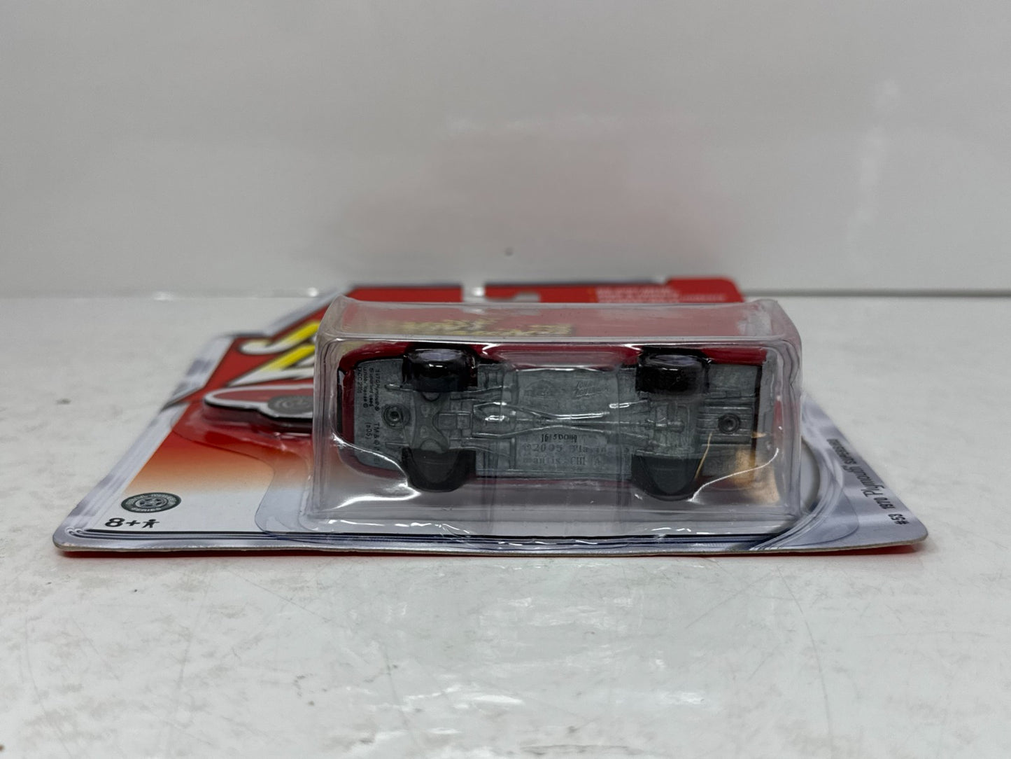 Johnny Lightning Mopar or No Car 1970 Plymouth Superbird 1:64 Diecast