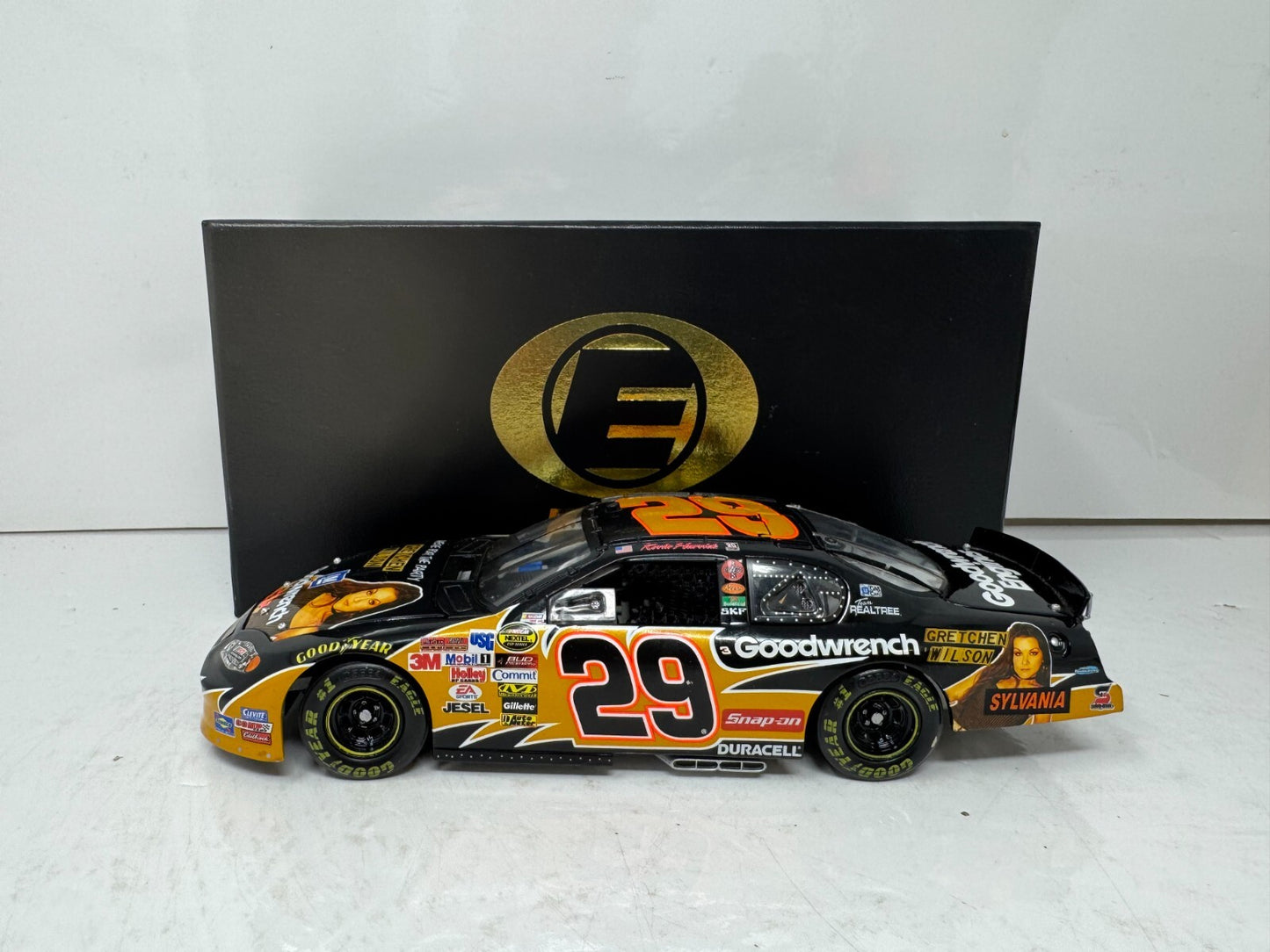 Action Nascar Elite #29 Kevin Harvick Rock & Roll 2005 Monte Carlo 1:24 Diecast