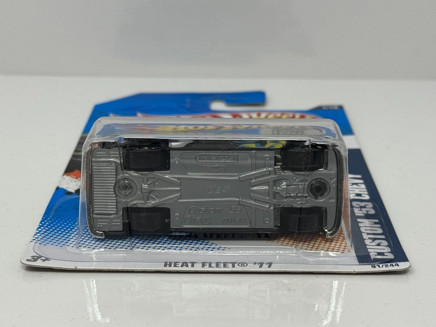 Hot Wheels Heat Fleet ’11 1953 Custom Chevy 1:64 Diecast Factory Sealed