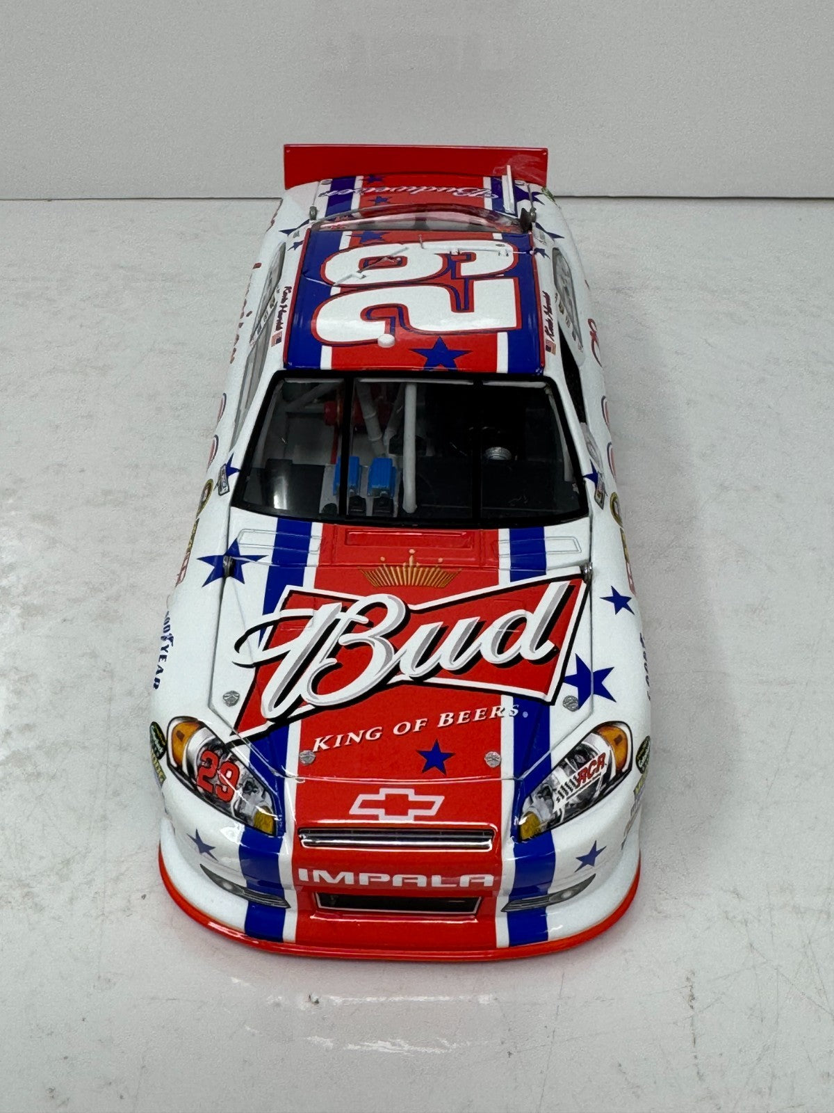 Lionel Racing Nascar #29 Kevin Harvick Budweiser 4th of July Chevy Impala 1:24 Diecast