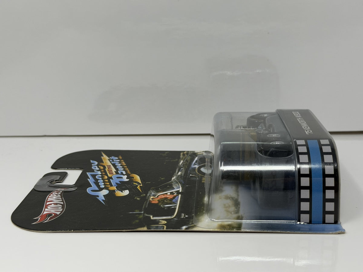 Hot Wheels Retro Entertainment Smokey Bandit 1975 Kenworth W900 1:64 Diecast