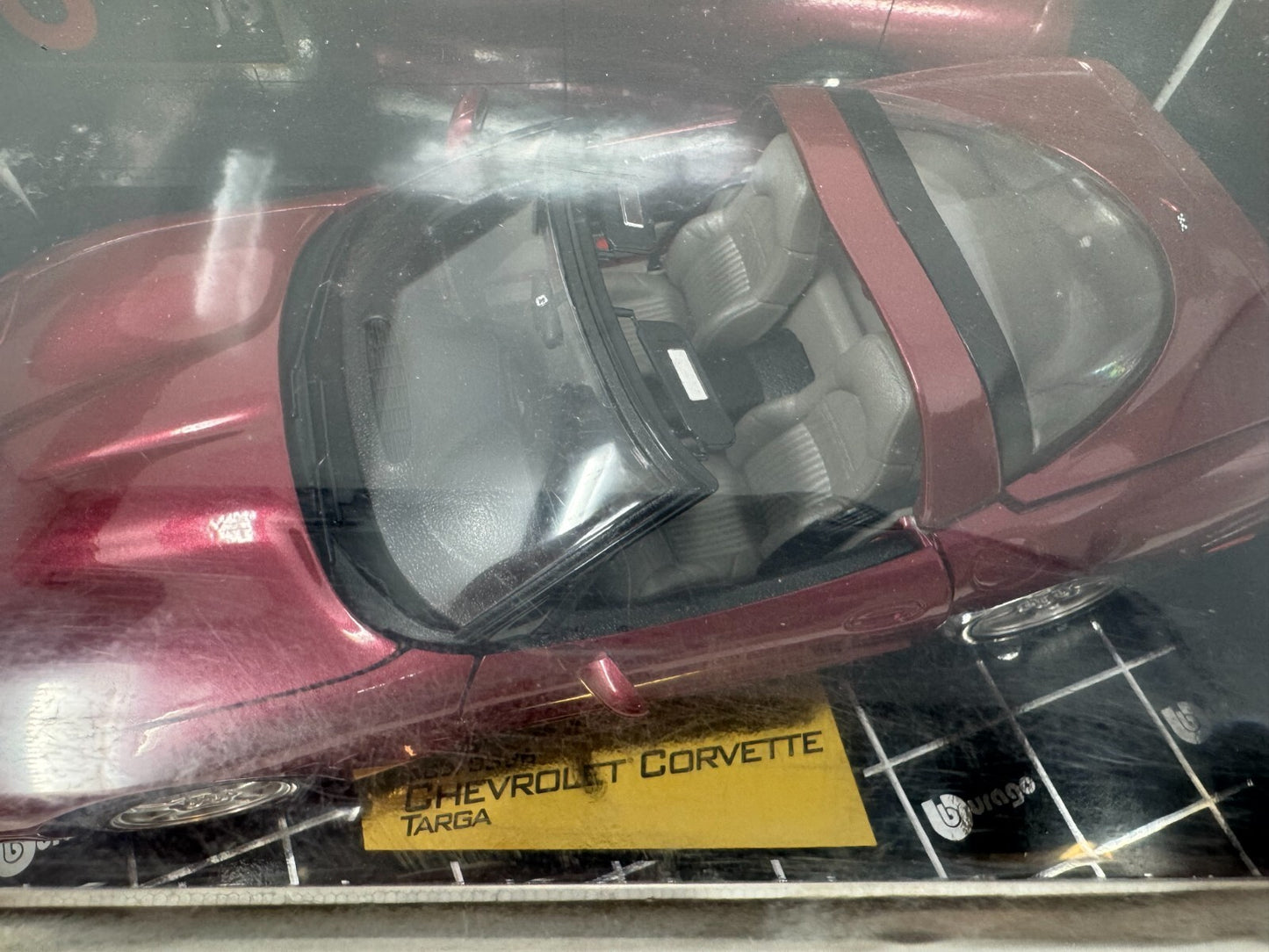 Bburago 1998 Chevrolet Corvette Coupe Targa Gold Collection 1:18 Diecast