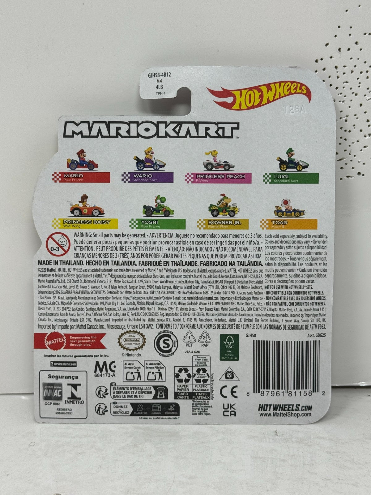 Hot Wheels Mario Kart Princess Peach P-Wing 1:64 Diecast
