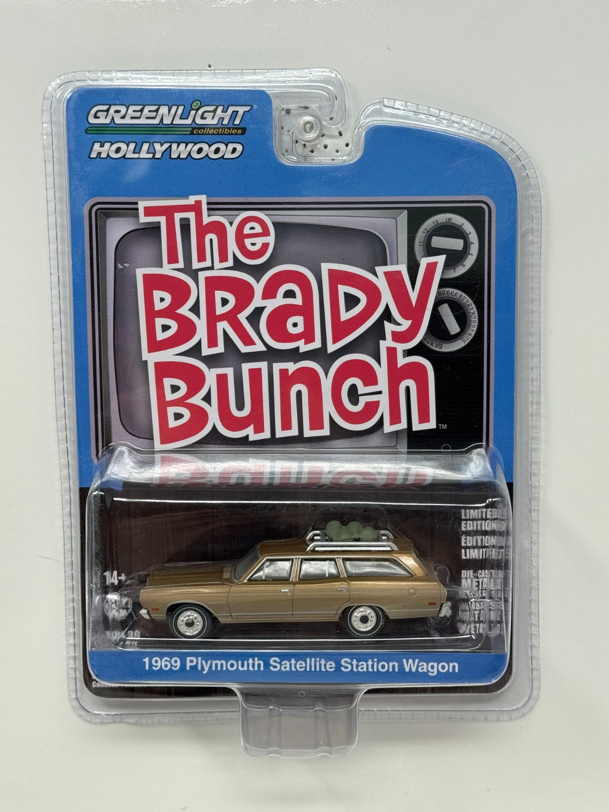 Greenlight 1969 Plymouth Satellite Station Wagon The Brady Bunch 1:64 Diecast