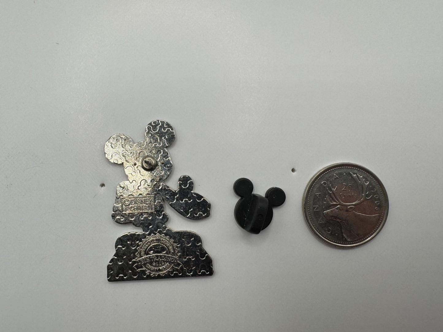 Disney Big Cheese Mickey Mouse InspEARations Statue Trading Pin DC2S1