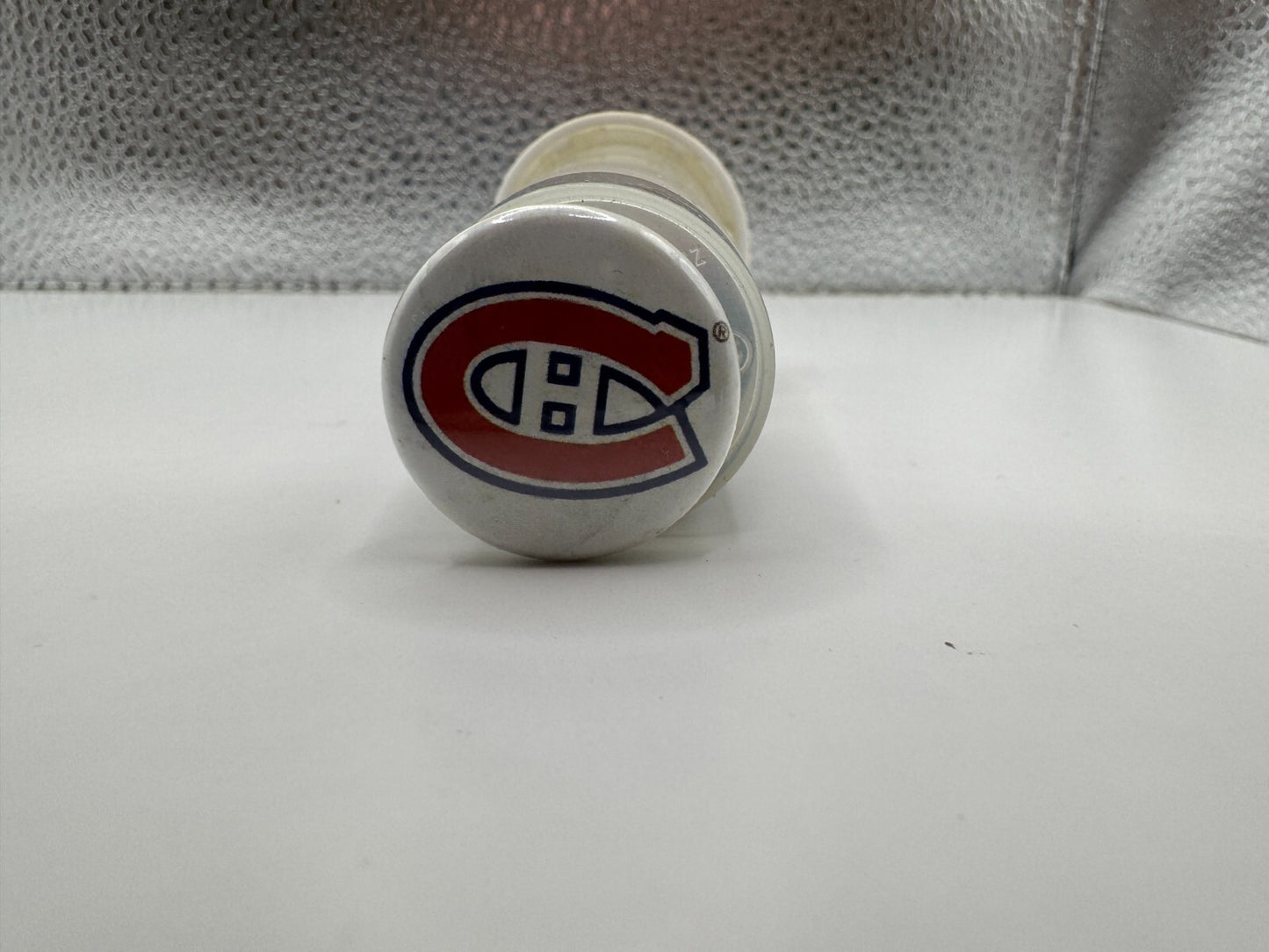 Montreal Canadiens NHL Hockey Team Pin-back Button UDT1