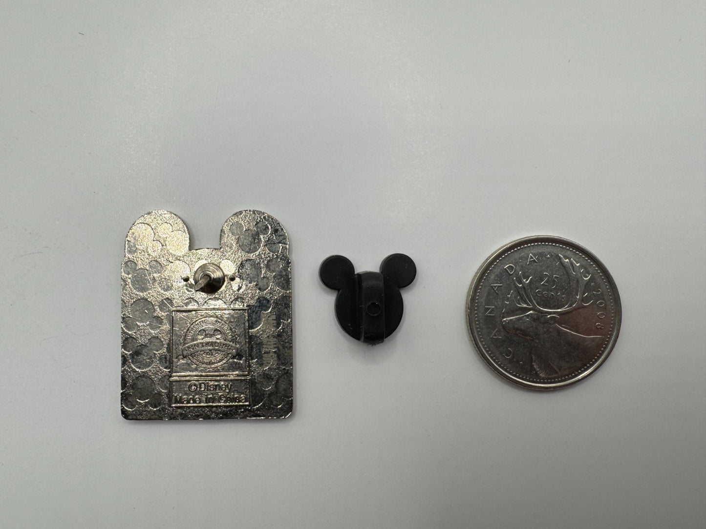 Disney Mickey Mouse Expression Happy Yellow Trading Pin DC2S1