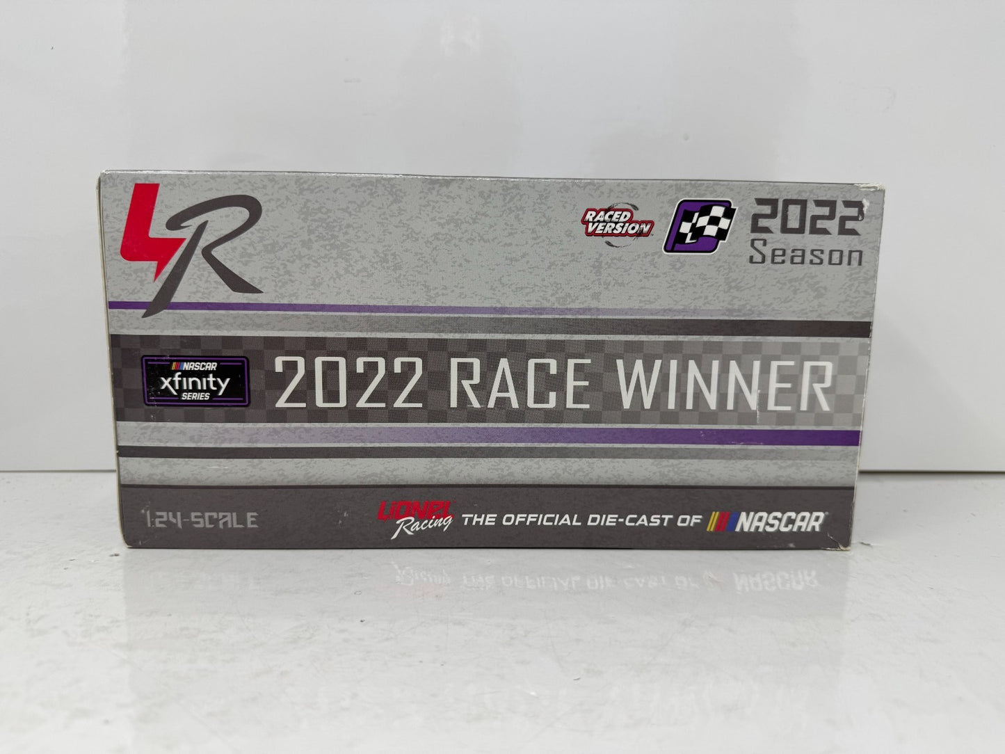 Lionel Racing Nascar #8 Josh Berry 2022 Chevy Camaro 1:24 Diecast Raced Version AUTO