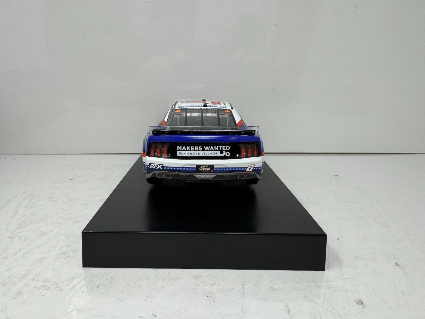 Lionel Racing Nascar #6 Brad Keselowski Elk Grove Village Ford Mustang 1:24 Diecast