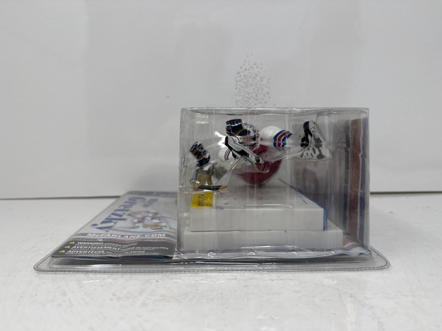 McFarlane NHL Wayne Gretzky New York Rangers Legends Series 3 Figure