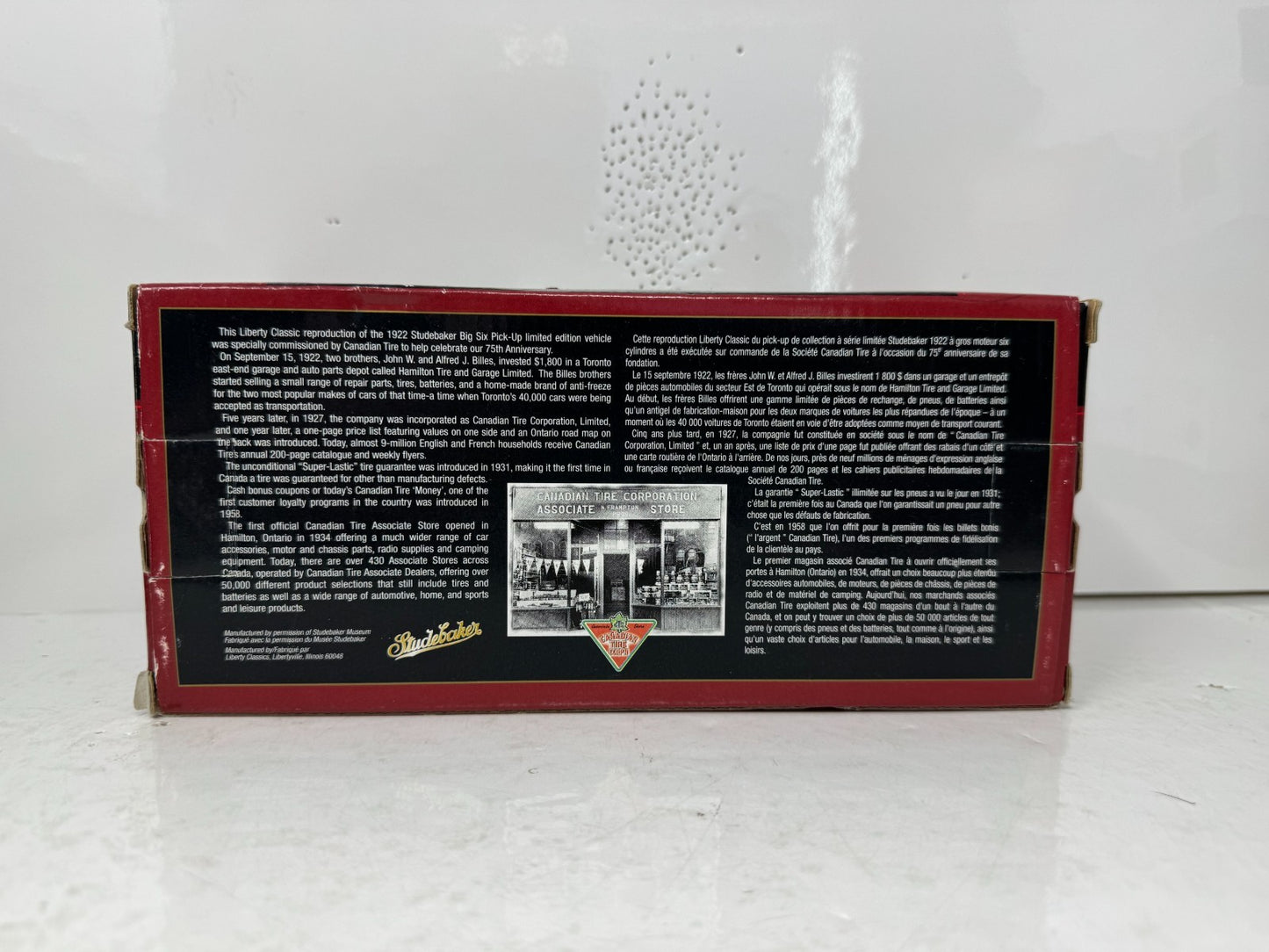 Liberty Classics Canadian Tire 1922 Studebaker Big Six Pickup BANK 1:24 Diecast