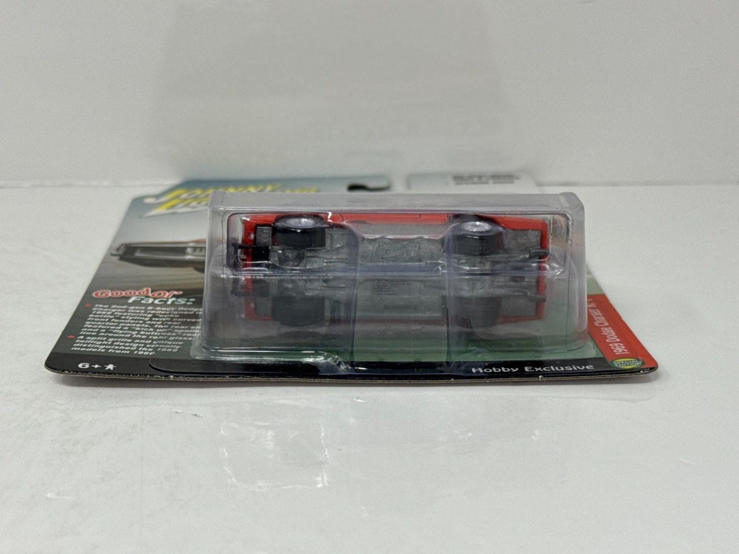 Johnny Lightning Country Charger 1969 Dodge Charger R/T 1:64 Diecast
