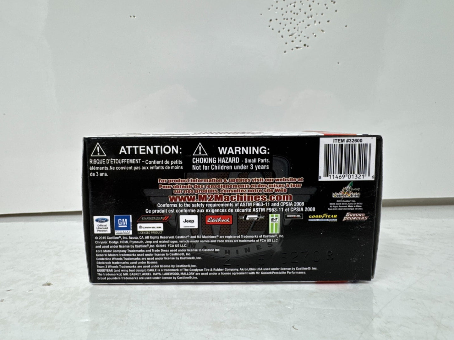 M2 Machines 1957 Chevrolet Nomad Ground Pounders 1:64 Diecast