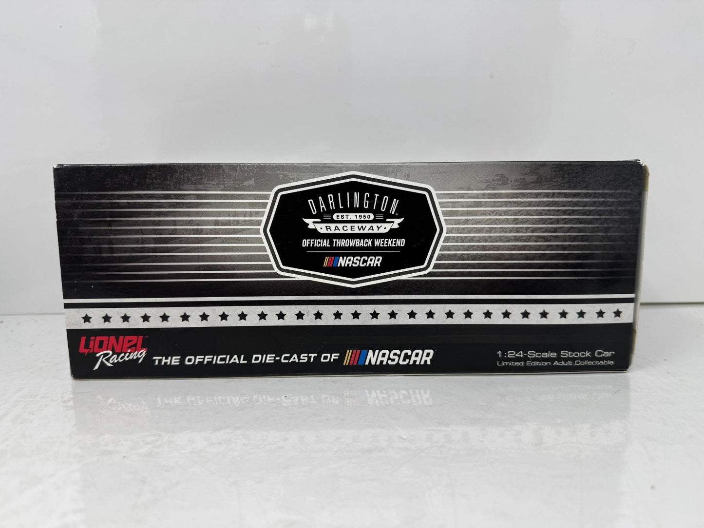 Lionel Racing Nascar #4 Kevin Harvick Busch Beer Darlington Ford Fusion 1:24 Diecast