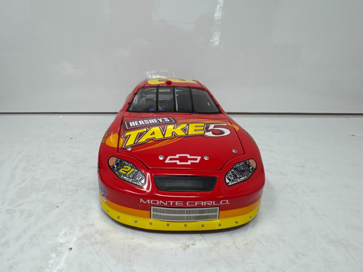 Action Nascar #21 Kevin Harvick Hershey's Take 5 2005 Monte Carlo 1:24 Diecast