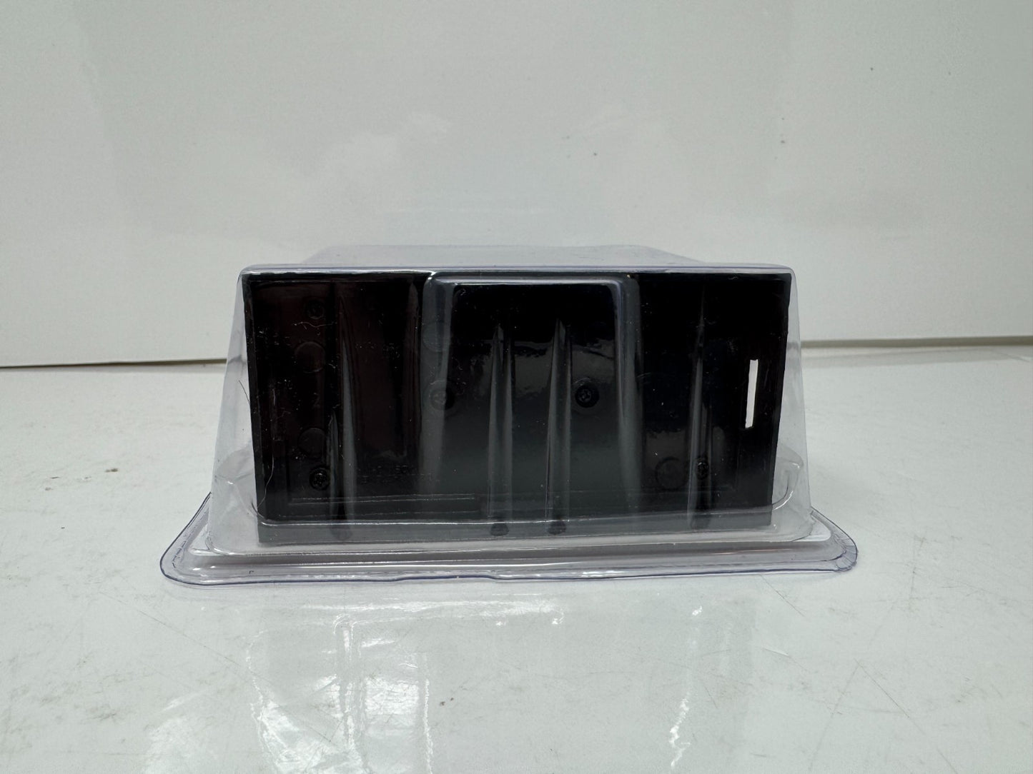 M2 Machines Auto Lift 1987 Ford Mustang GT Custom 1:64 Diecast