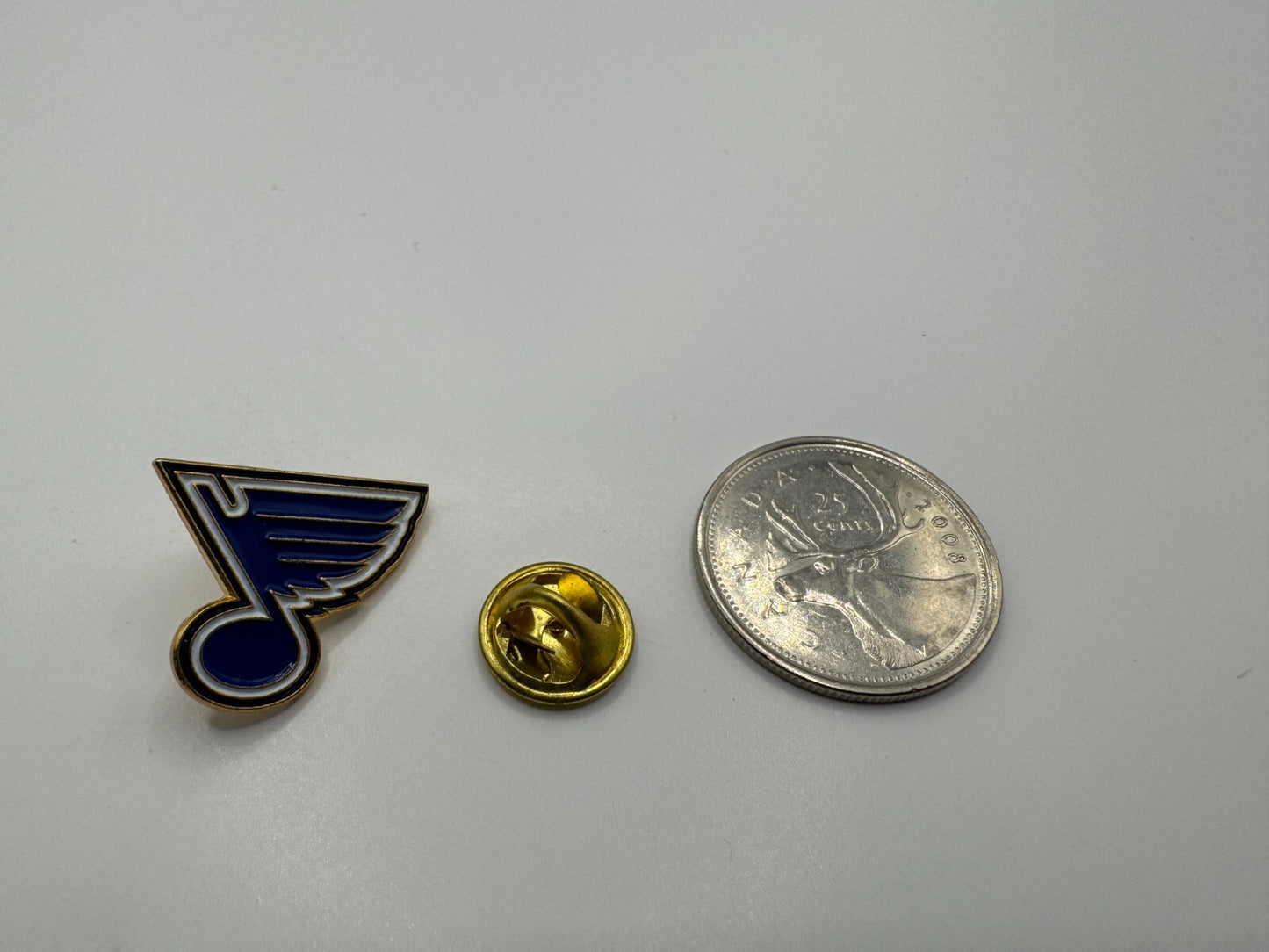 St. Louis Blues NHL Hockey Team Logo Lapel Pin UDT1