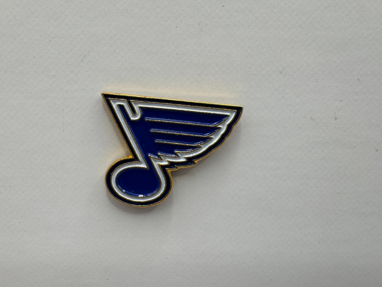 St. Louis Blues NHL Hockey Team Logo Lapel Pin UDT1