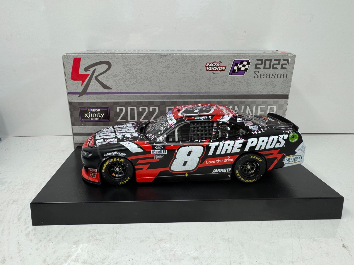 Lionel Racing Nascar #8 Josh Berry 2022 Chevy Camaro 1:24 Diecast Raced Version AUTO
