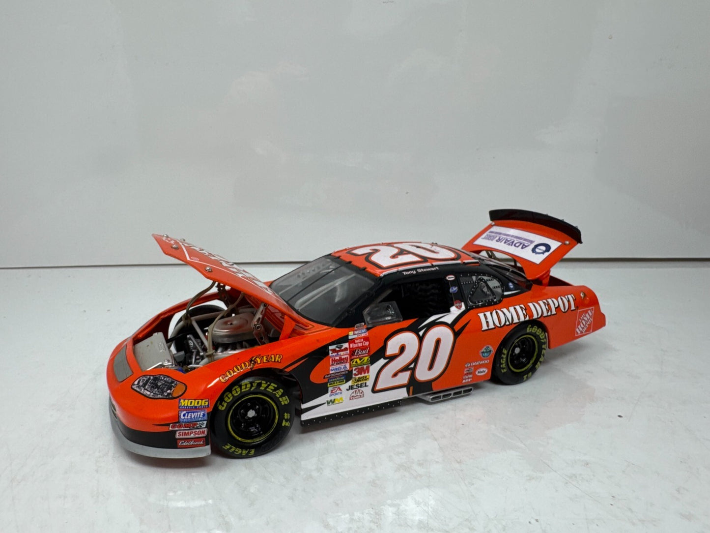 Action Nascar #20 Tony Stewart Home Depot 2003 Monte Carlo Elite 1:24 Diecast