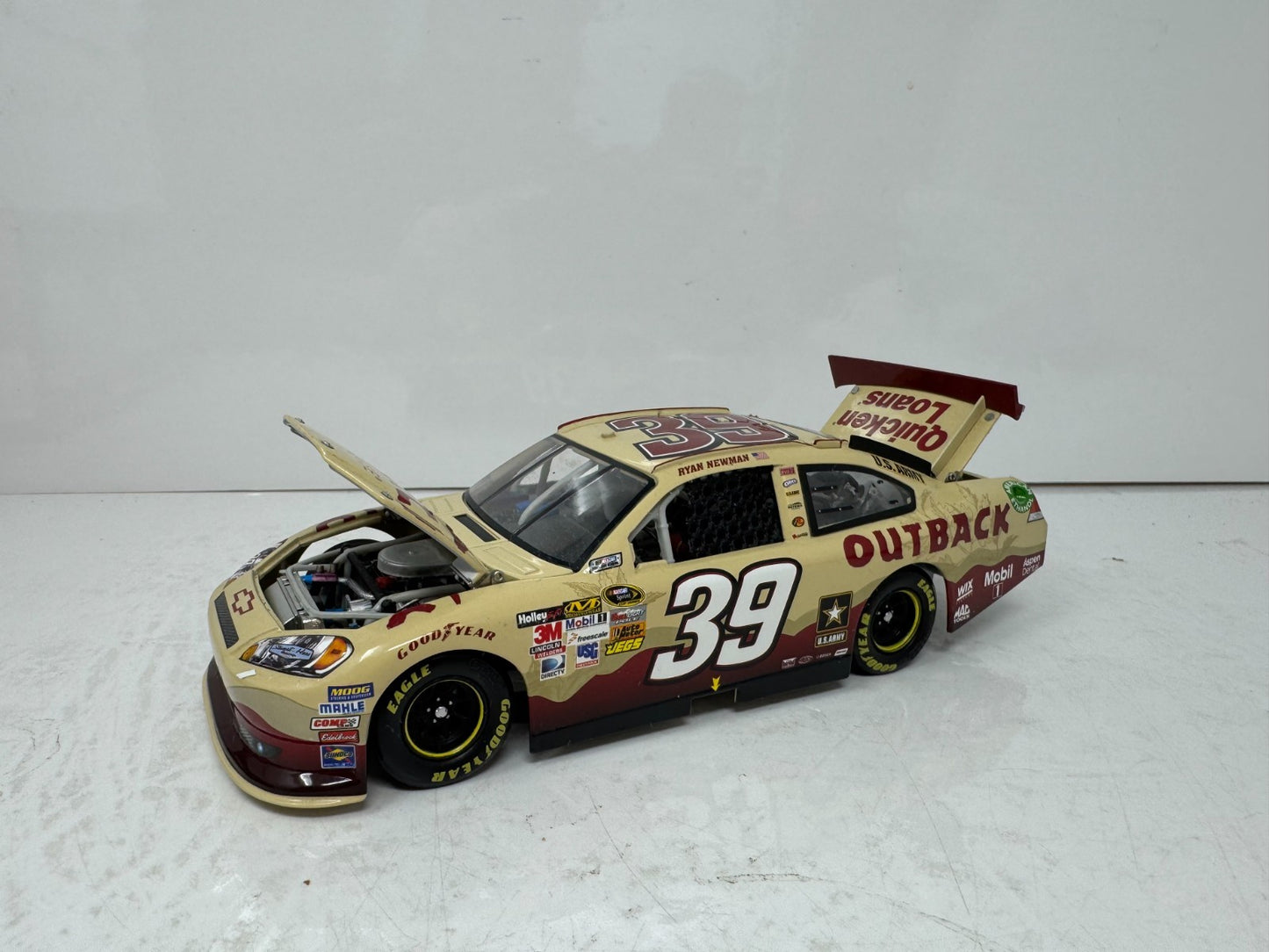 Lionel Nascar #39 Ryan Newman Outback Steakhouse 2012 Chevy Impala 1:24 Diecast