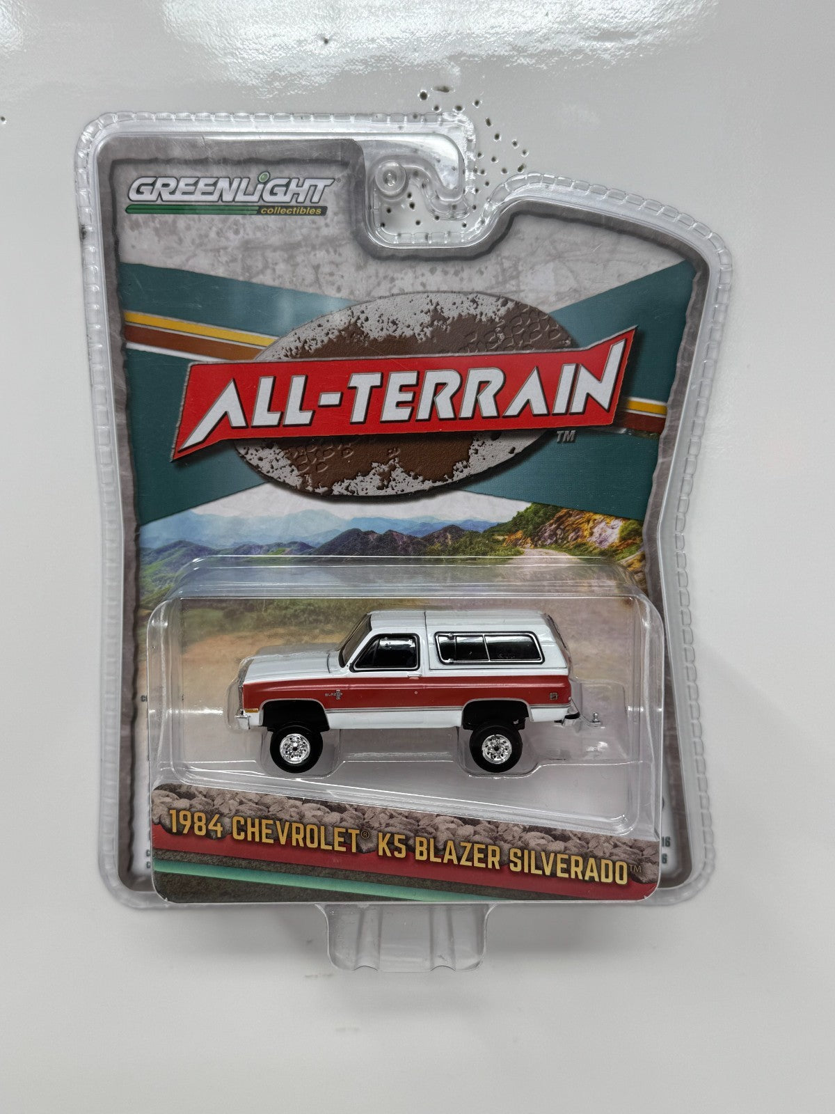 Greenlight All Terrain 1984 Chevrolet K5 Blazer Silverado 1:64 Diecast