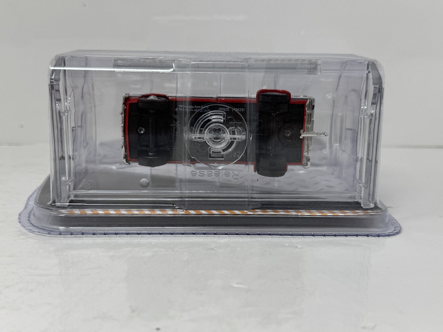 Greenlight Dually Drivers 1989 Dodge Ram Dually Marvel Mystery Oil 1:64 Diecast