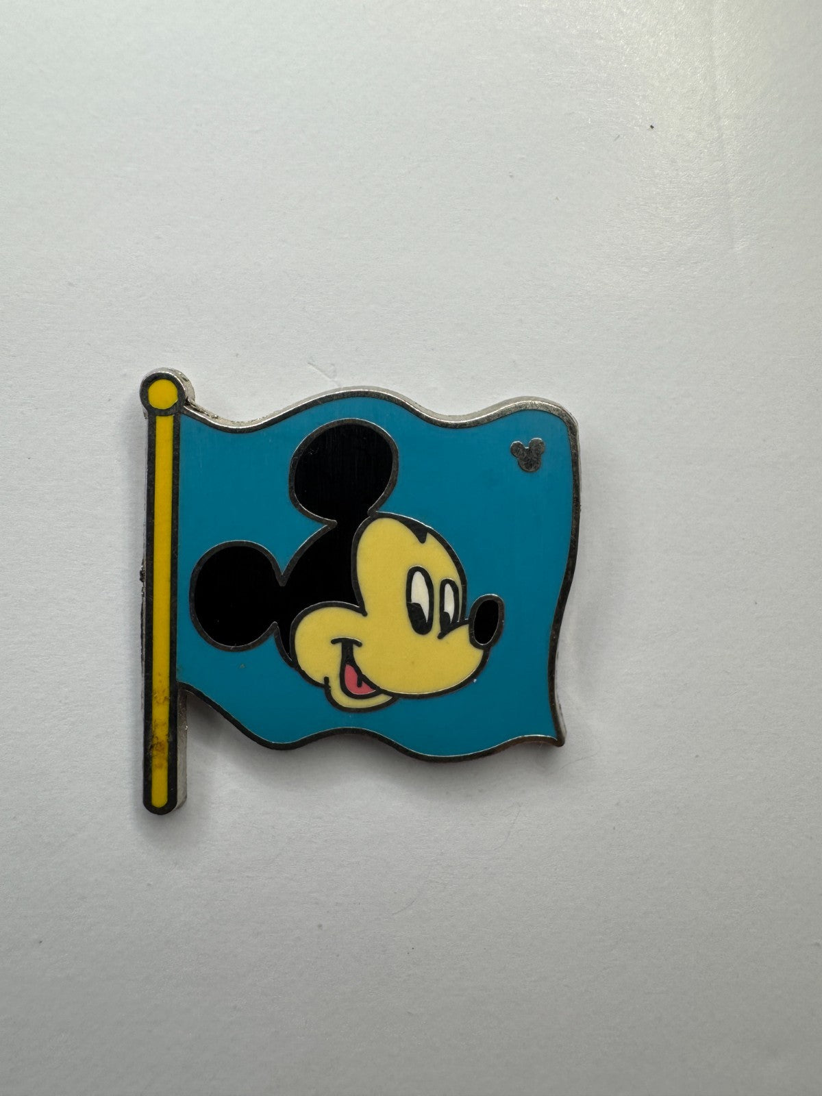 WDW Disney Mickey Mouse Flag Fun Icons Hidden Mickey Trading Pin DC2S1