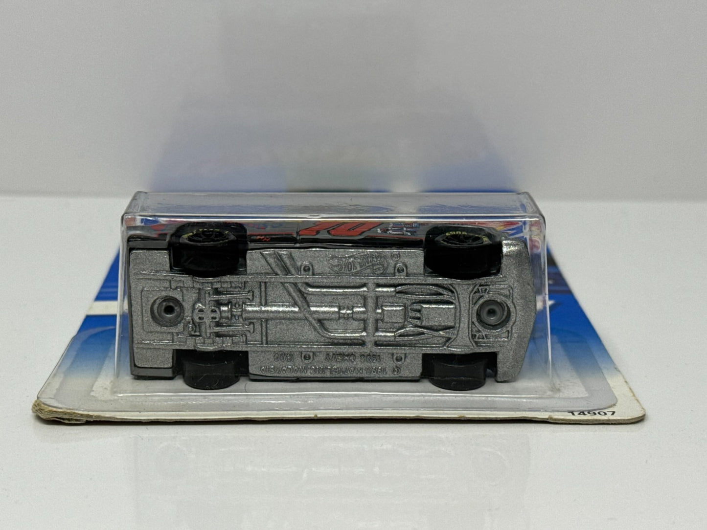Hot Wheels Chevy 1500 1:64 Diecast