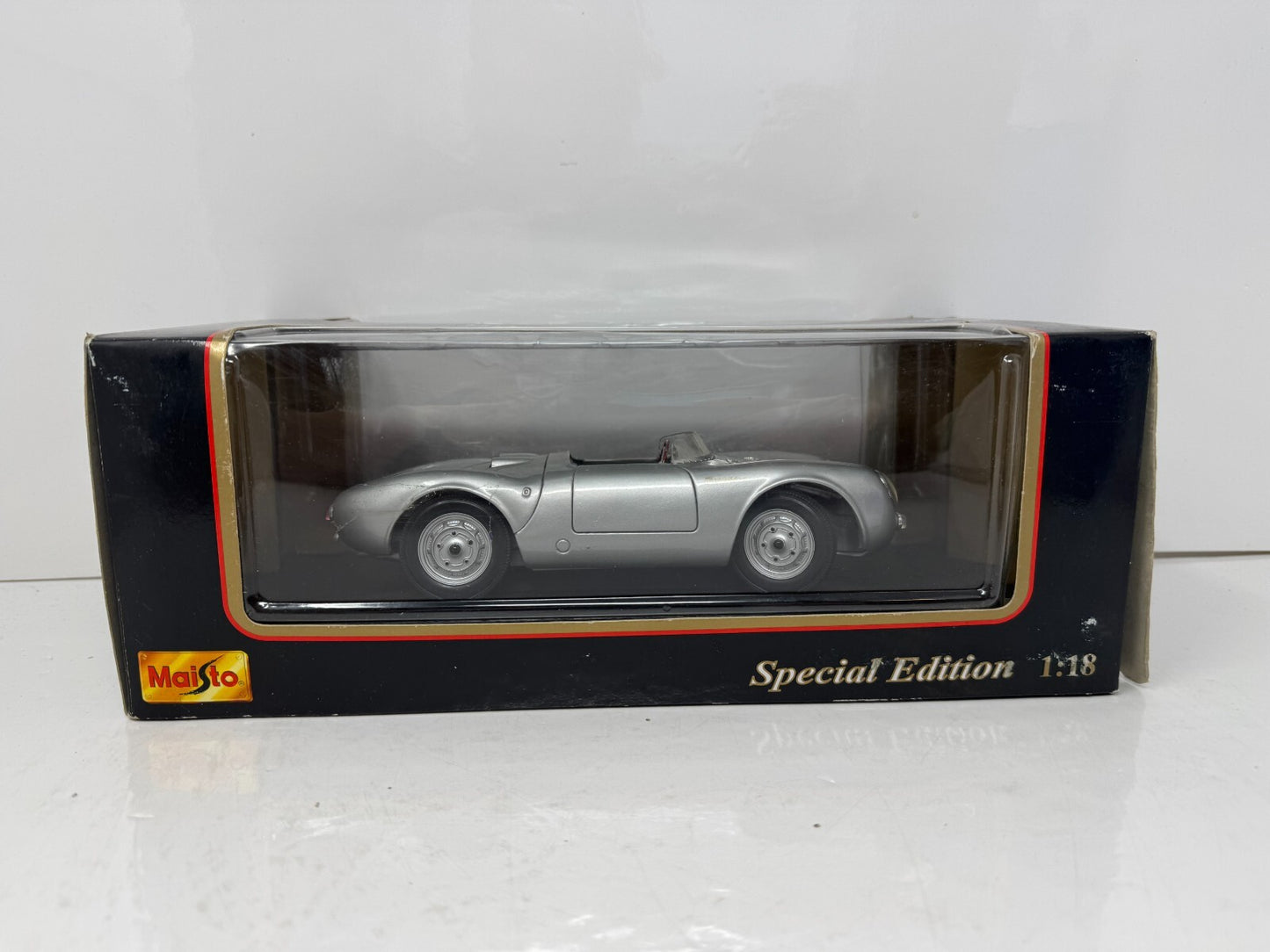 Maisto Porsche 550 A Spider Special Edition 1:18 Diecast