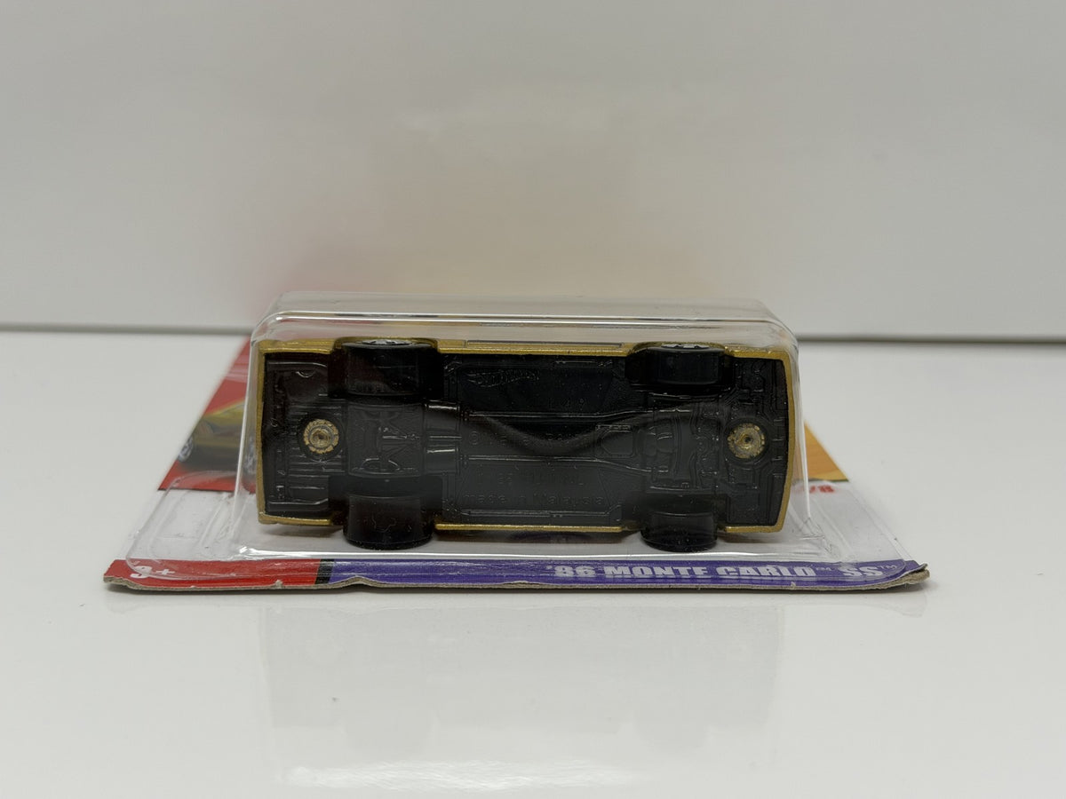 Hot Wheels 80's 1986 Chevrolet Monte Carlo SS 1:64 Diecast Gold