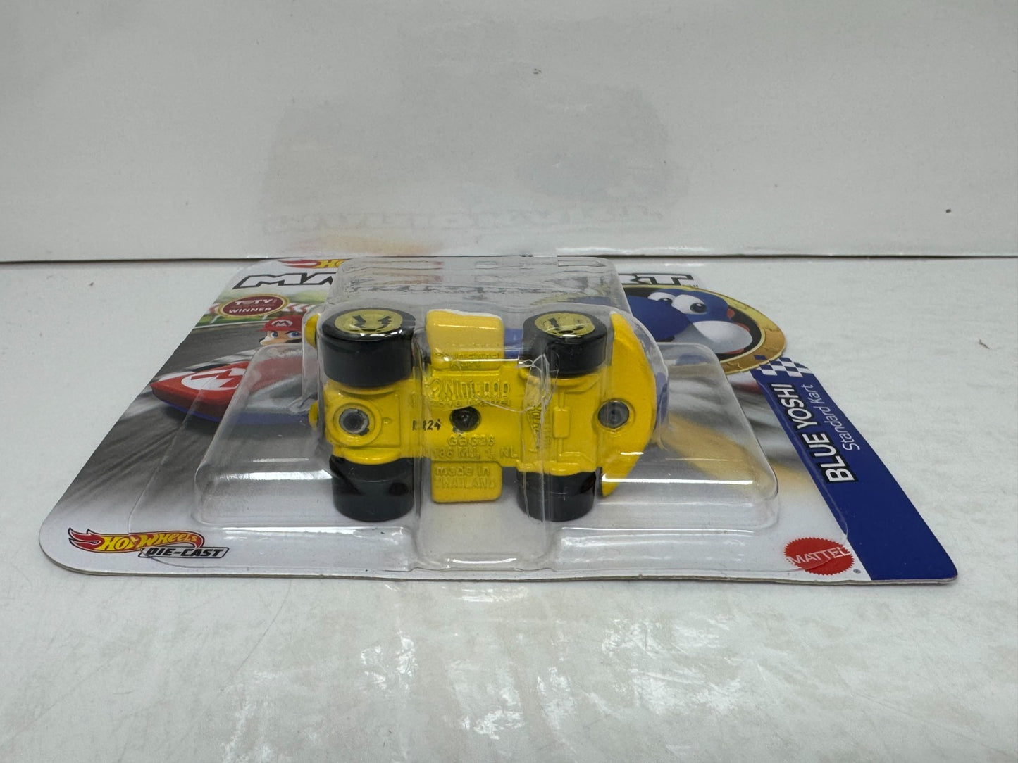 Hot Wheels Mario Kart Blue Yoshi Standard Kart 1:64 Diecast