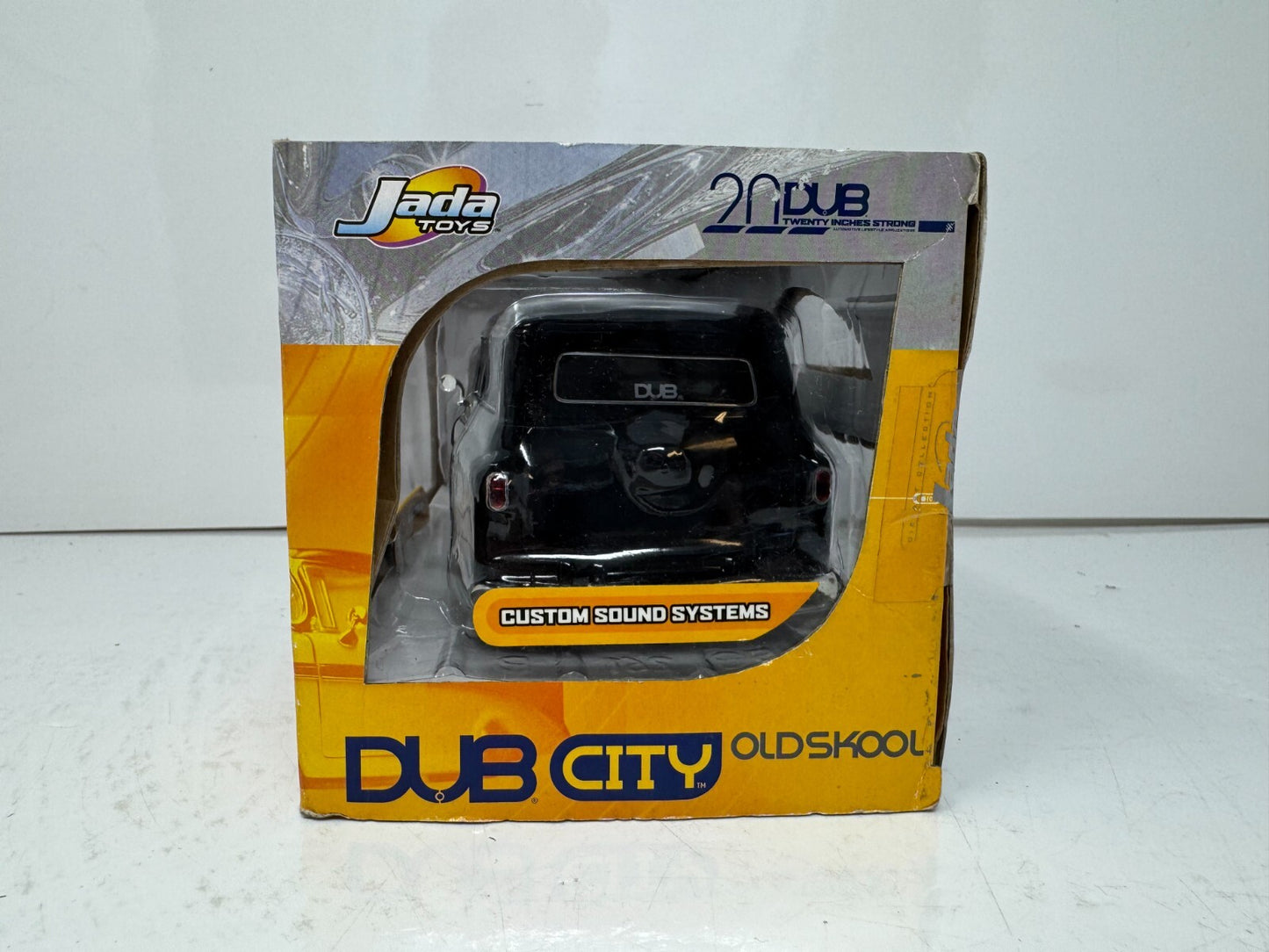 Jada Dub City 1957 Chevy Suburban Black 1:24 Diecast KMC Wheels 20 Inch SS Rims
