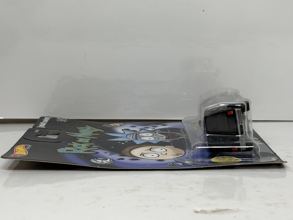 Hot Wheels Premium Rick and Morty Super Van 1:64 Real Riders
