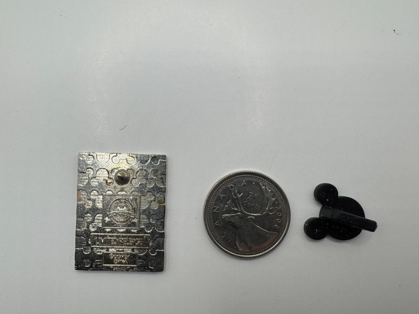 WDW Disney Dumbo Black/White & Sepia Snapshots Trading Pin DC1S2