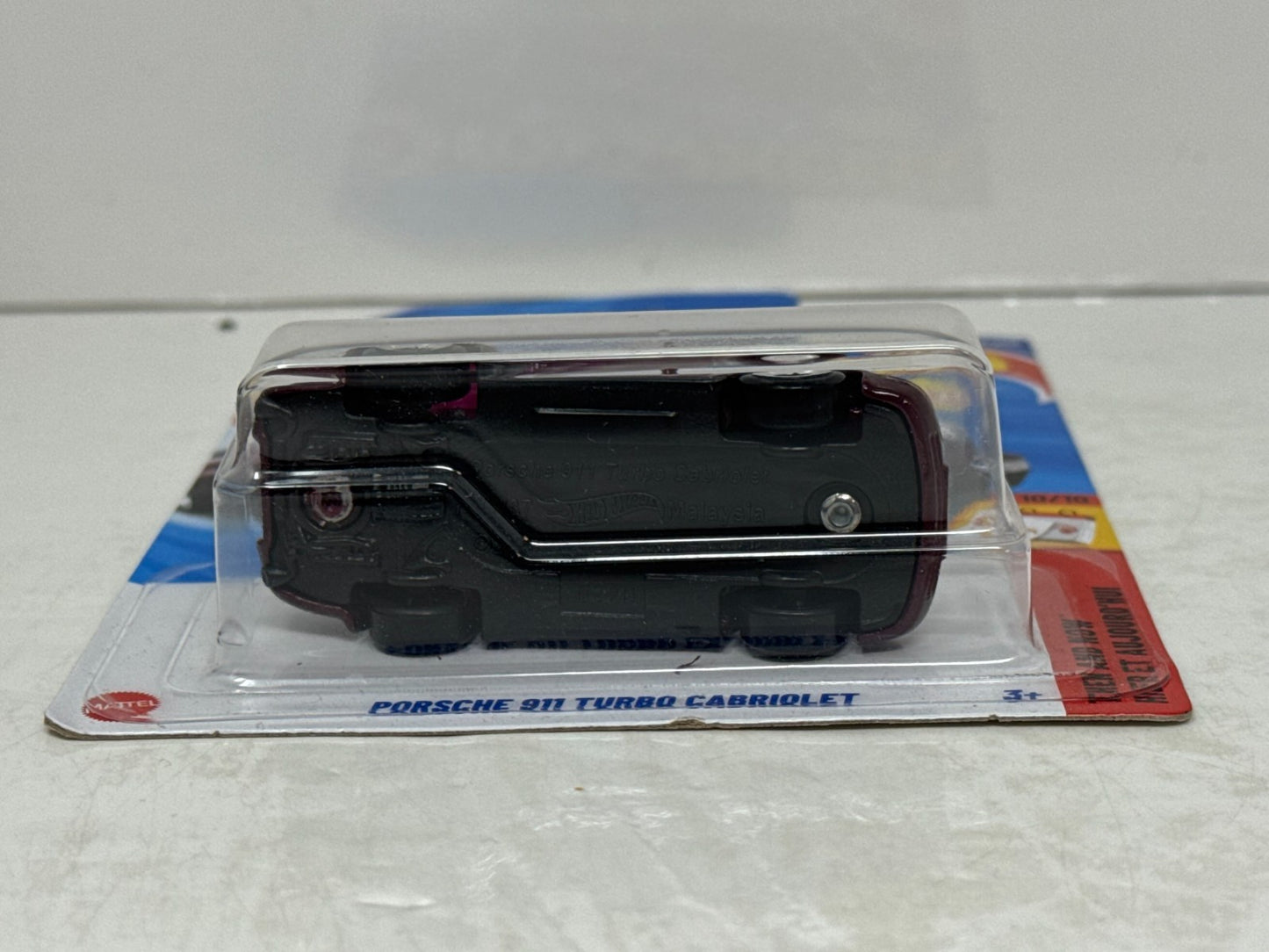 Hot Wheels Then and Now Porsche 911 Turbo Cabriolet 1:64 Diecast Burgundy