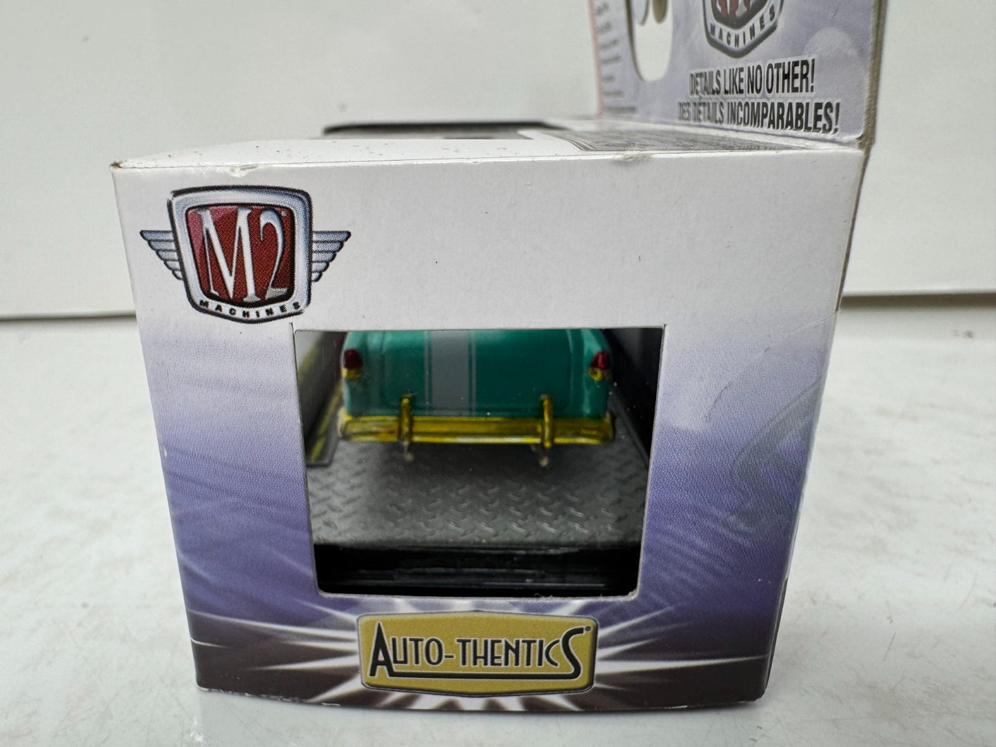 M2 Machines Auto Thentics 1955 Chevrolet Bel Air Hardtop 1:64 Diecast Custom