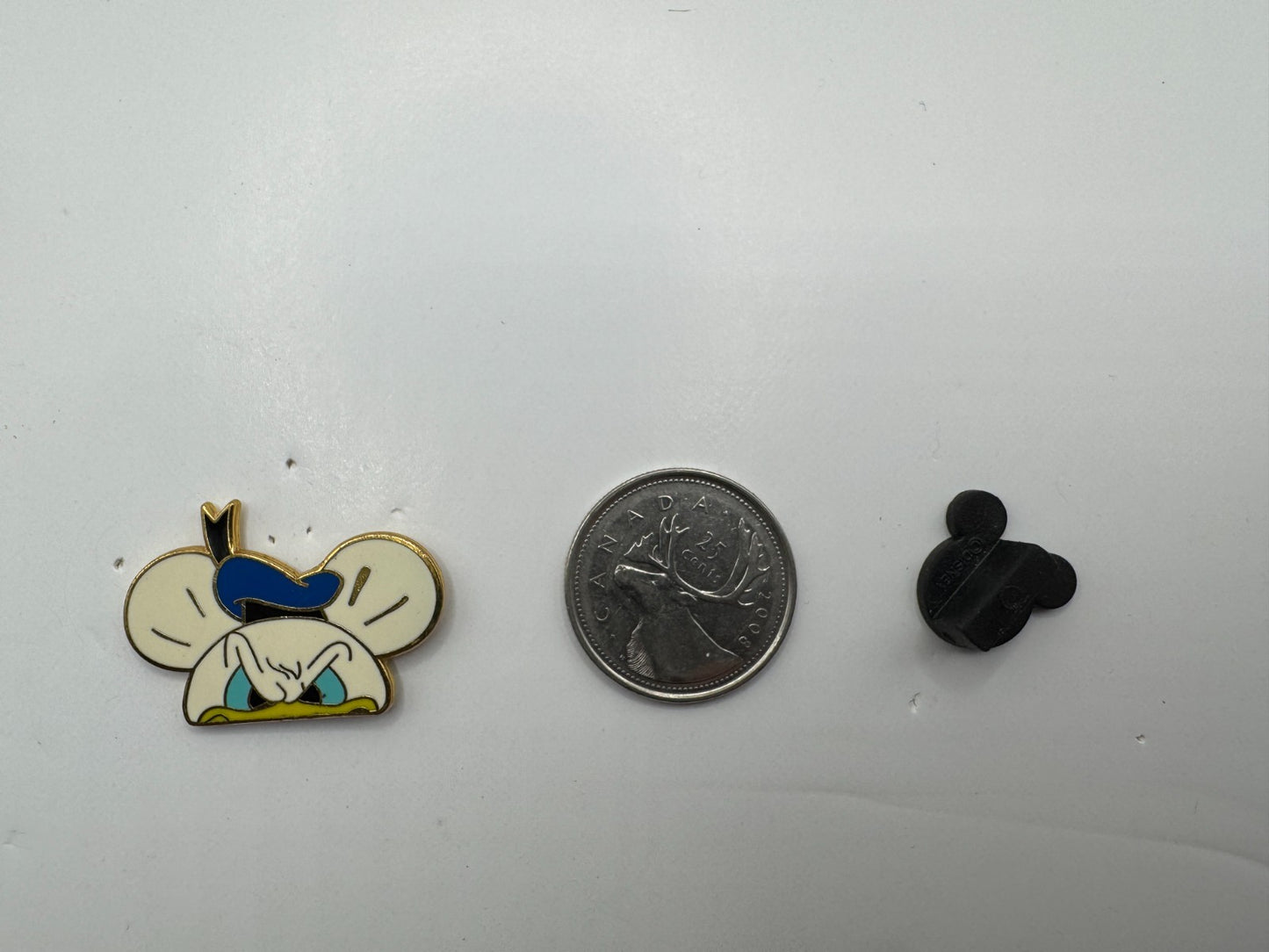 Disney Donald Duck Character Earhat Trading Pin DC2S10 V2