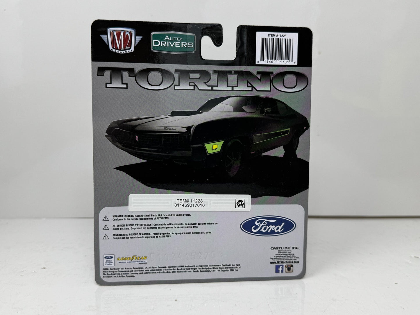 M2 Machines Auto Drivers 1970 Ford Torino GT 429 SCJ 1:64 Diecast