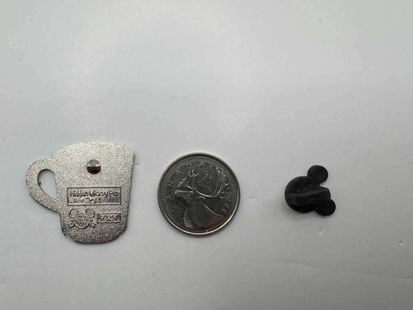 WDW Disney Mickey Mouse Coffee Mugs Hidden Mickey Trading Pin DC2S11