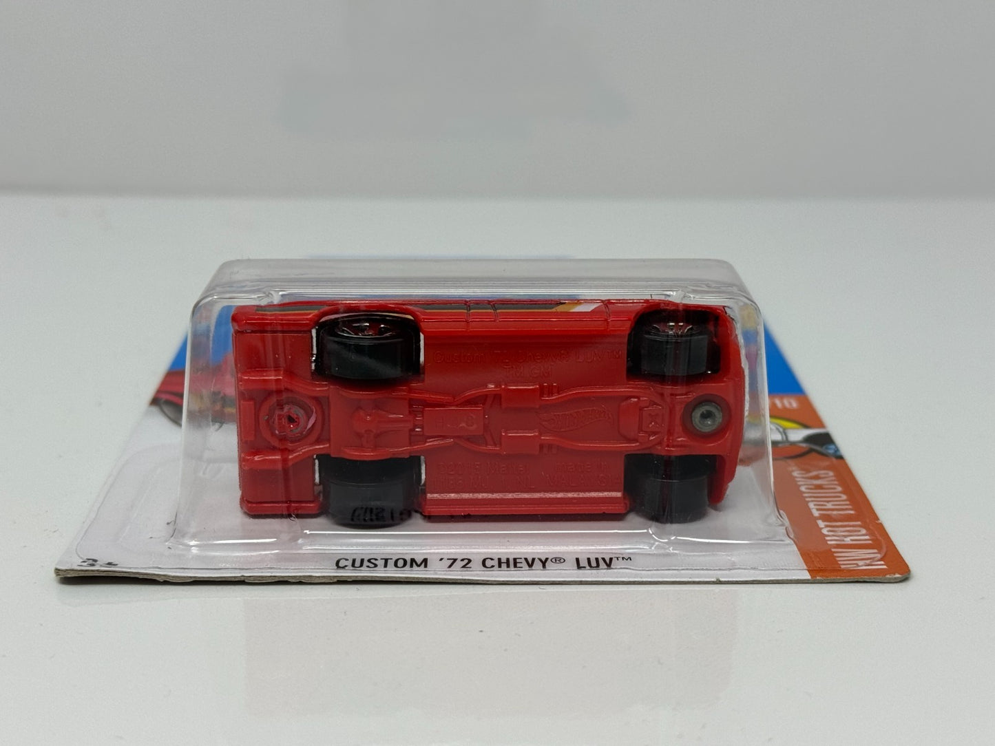 Hot Wheels HW Hot Trucks 1972 Chevy LUV 1:64 Diecast