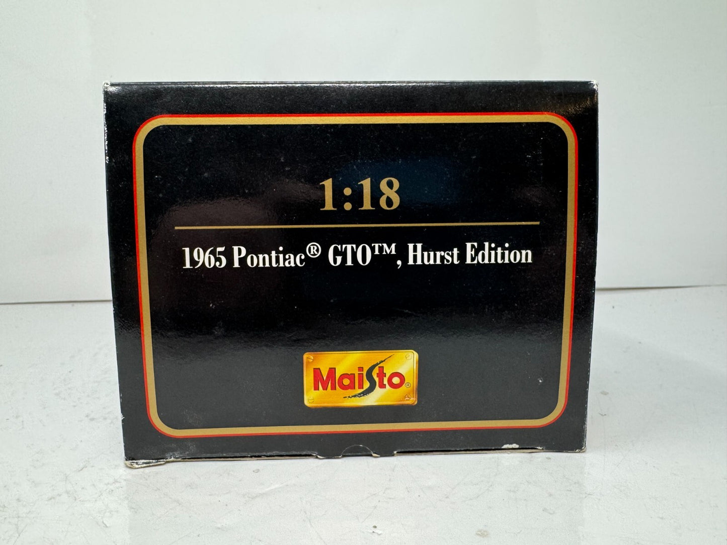 Maisto 1965 Pontiac GTO Hurst Edition Special Edition 1:18 Diecast