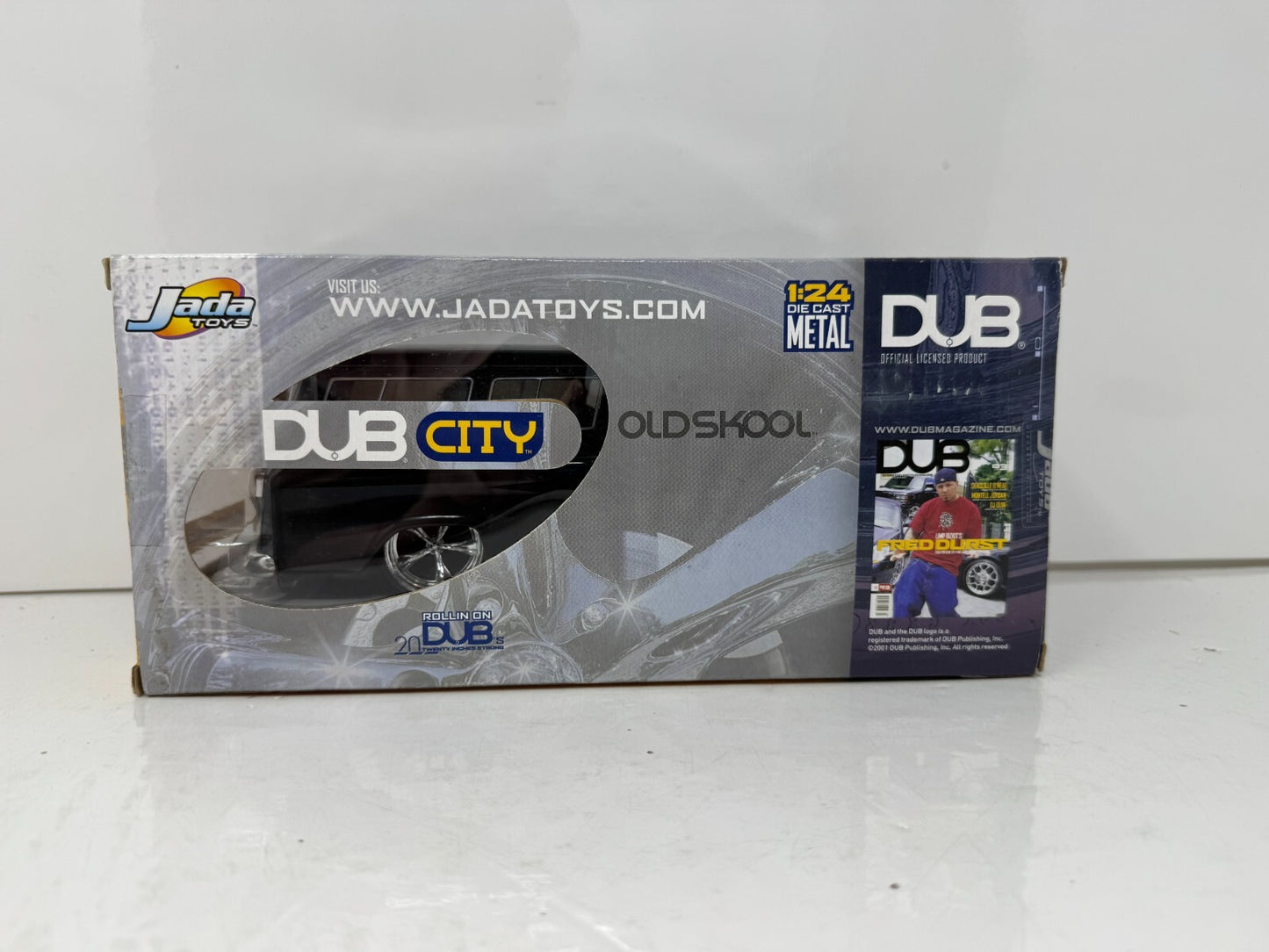 Jada Dub City 1957 Chevy Suburban Black 1:24 Diecast KMC Wheels 20 Inch SS Rims