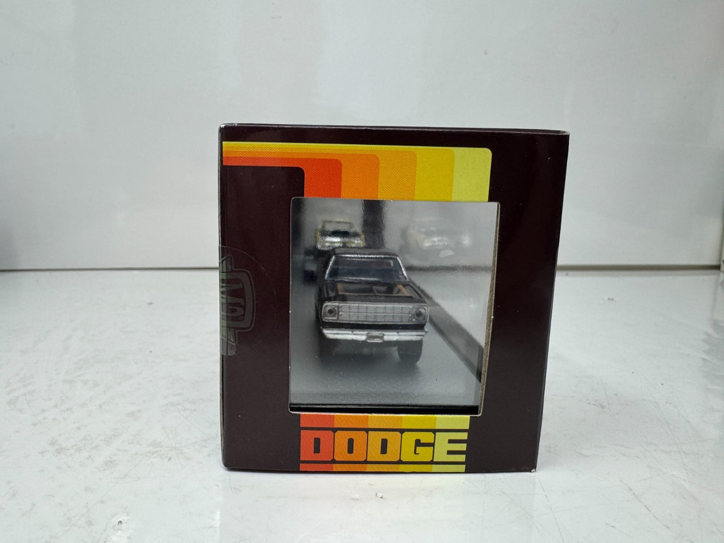 M2 Machines Auto Haulers 1979 Dodge 150 Power Wagon PICK-M-UP 1:64 Diecast