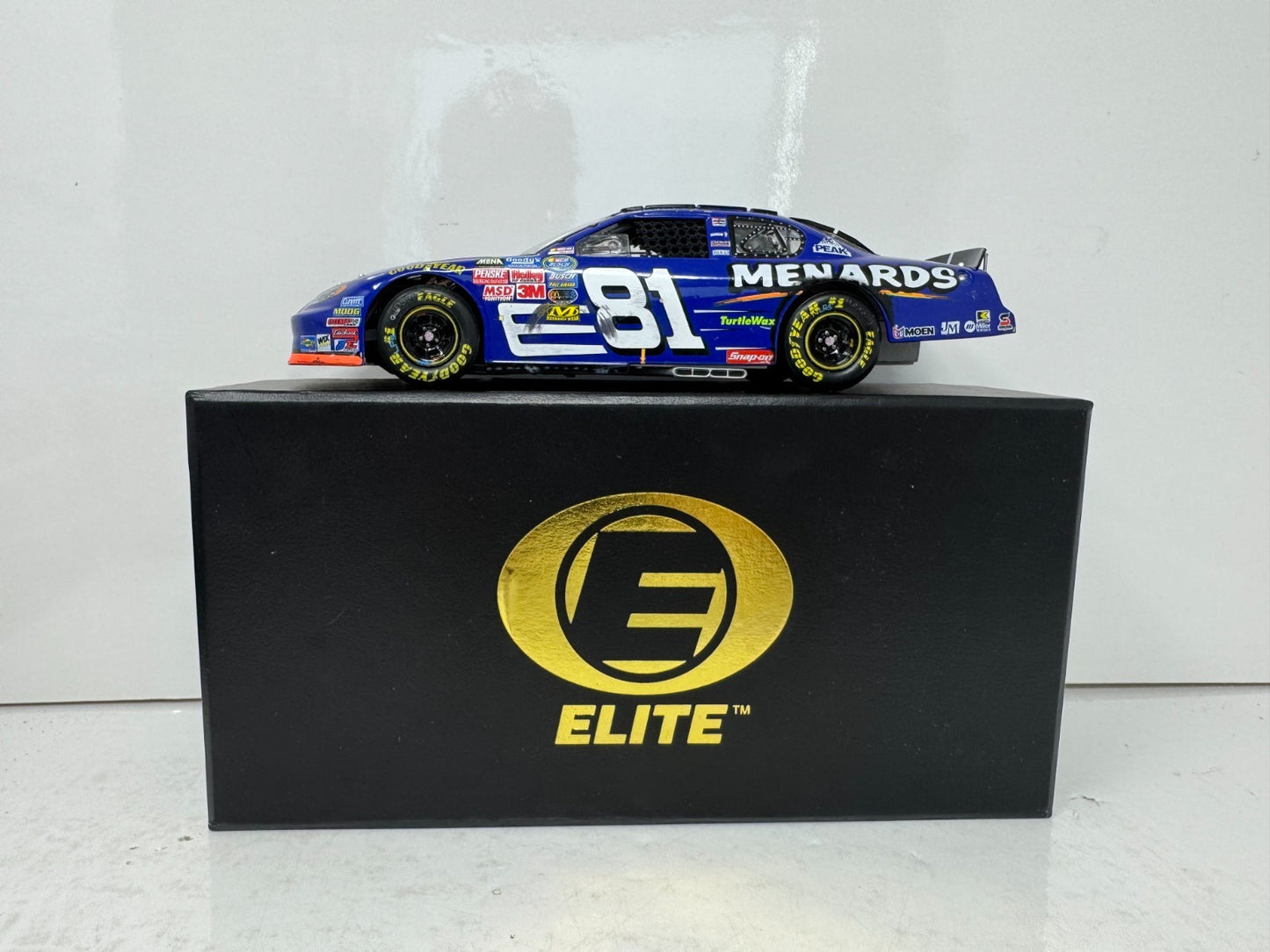 Action Nascar Elite #81 Dale Earnhardt Jr. Menards Bristol Raced 1:24 Diecast