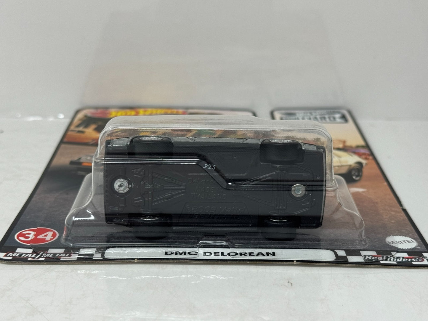 Hot Wheels Premium Boulevard #34 DMC DeLorean 1:64 Diecast