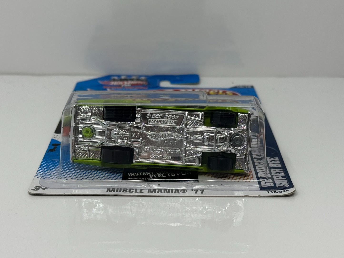 Hot Wheels Muscle Mania 1969 Dodge Coronet Super Bee 1:64 Diecast Green