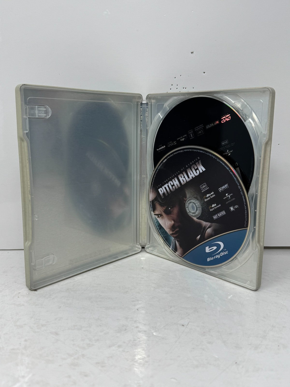 Pitch Black (Blu-ray) Steelbook Vin Diesel Sci-Fi Good Condition!!!